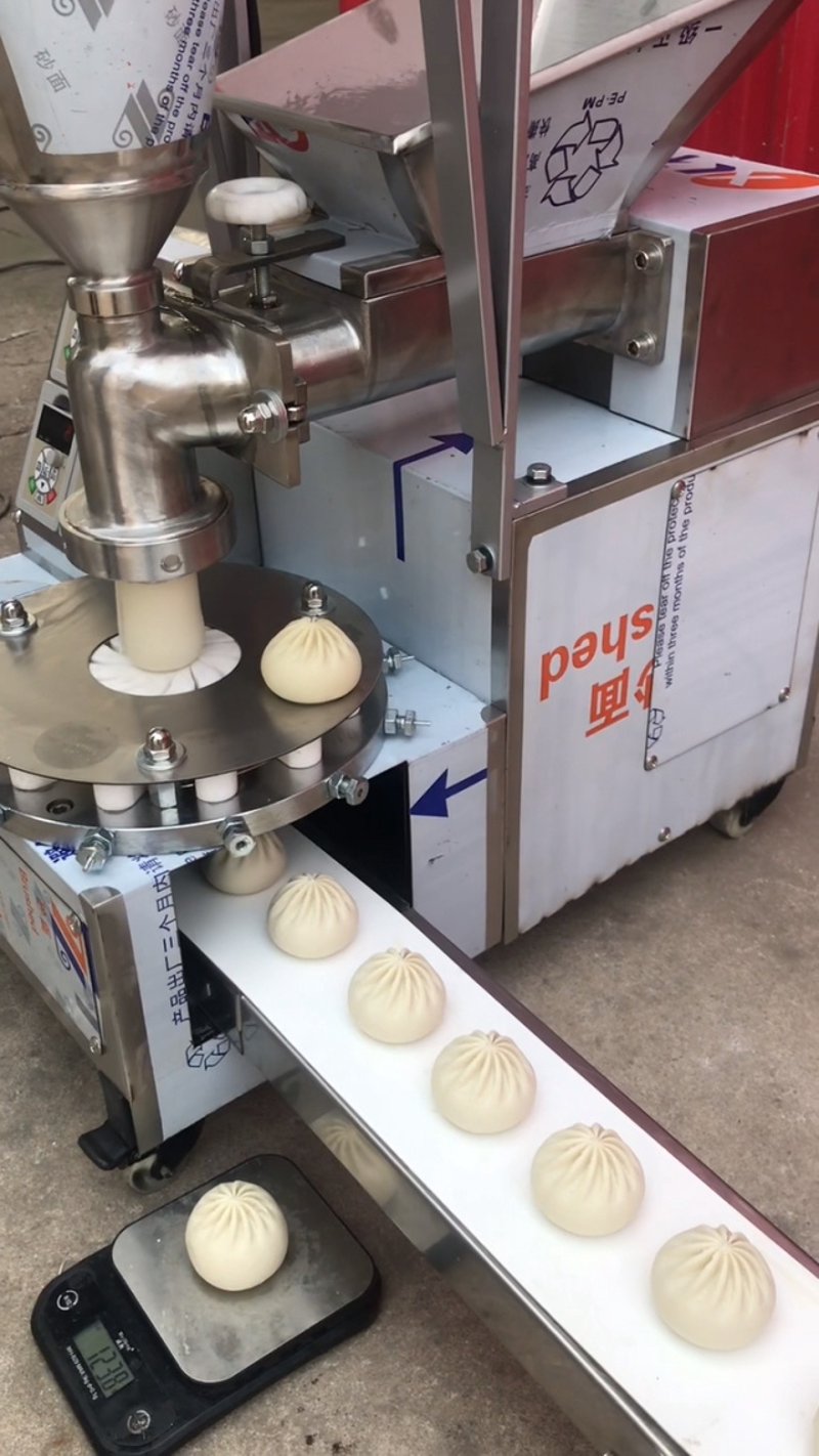 自动炒菜机器多少钱一台?这或许是你在考虑引入自动化厨房时最关心的问题之一。